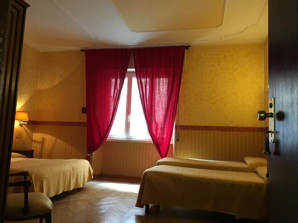 Hotel Trinita Dei Monti Rome Buitenkant foto